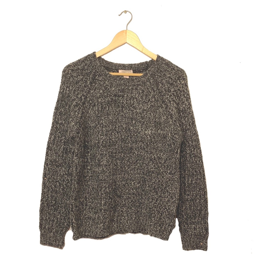 F21 ✨ NWOT Fisherman Sweater